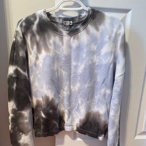 Ladies cropped tie dyed sweatshirt.